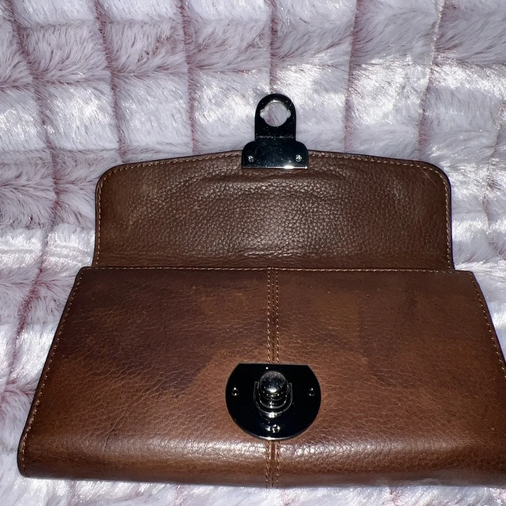 HAYDEN HARNETT BROWN CLUTCH WALLET‎ RN#137646